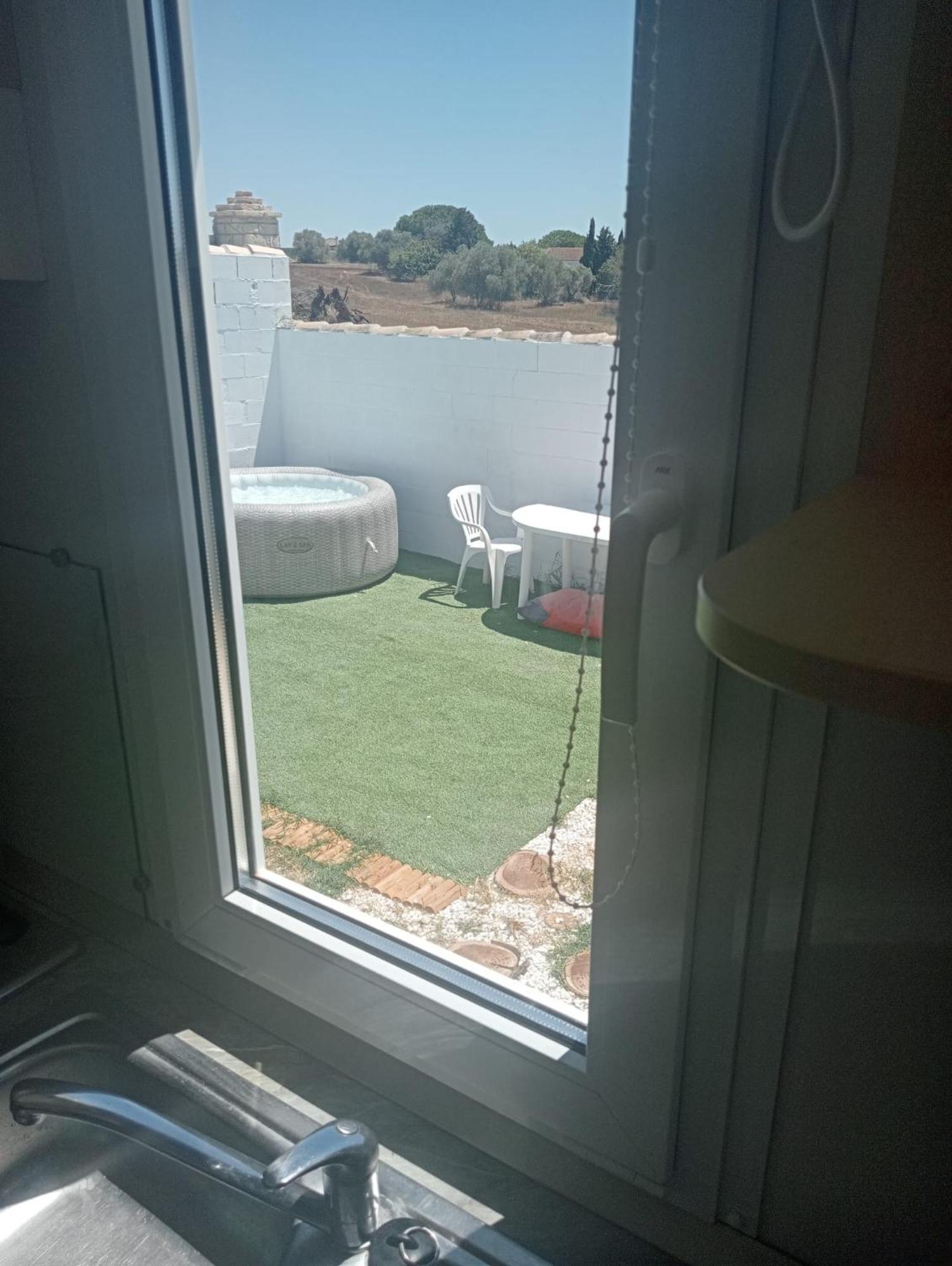 Casita Mh Acogedora Para 6 Con Jacuzzy Chiclana de la Frontera Εξωτερικό φωτογραφία
